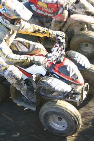 04ucf093